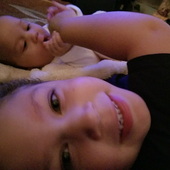 Meet your Posher, Nikki - Picture 4 of 8